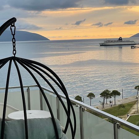 شقة Luxury Seaview Vlora Flat Free Parking المظهر الخارجي الصورة