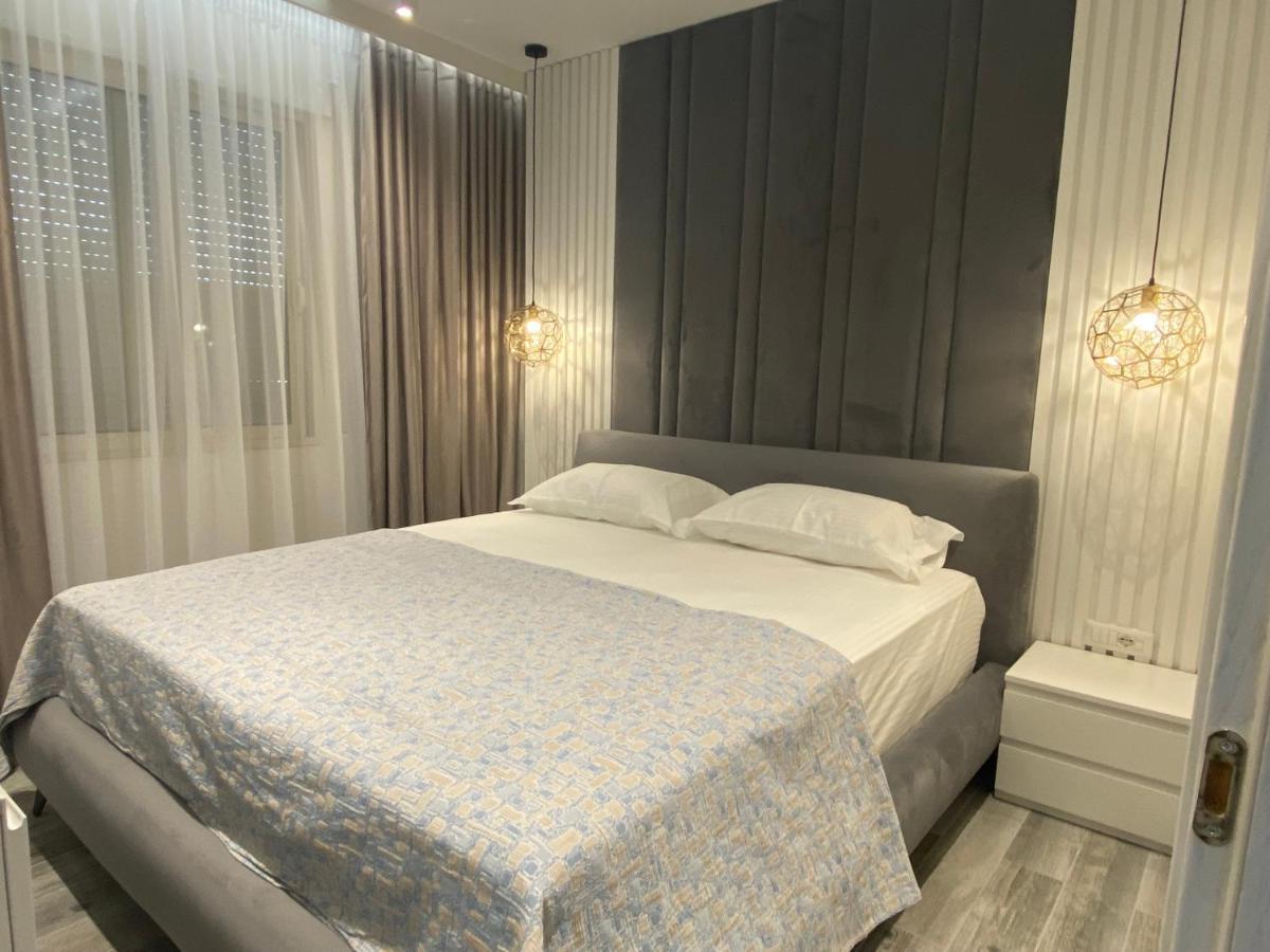 شقة Luxury Seaview Vlora Flat Free Parking المظهر الخارجي الصورة