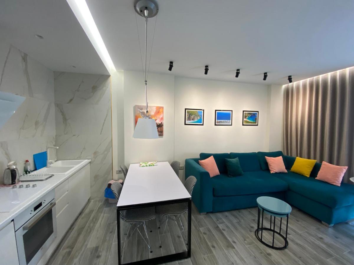 شقة Luxury Seaview Vlora Flat Free Parking المظهر الخارجي الصورة