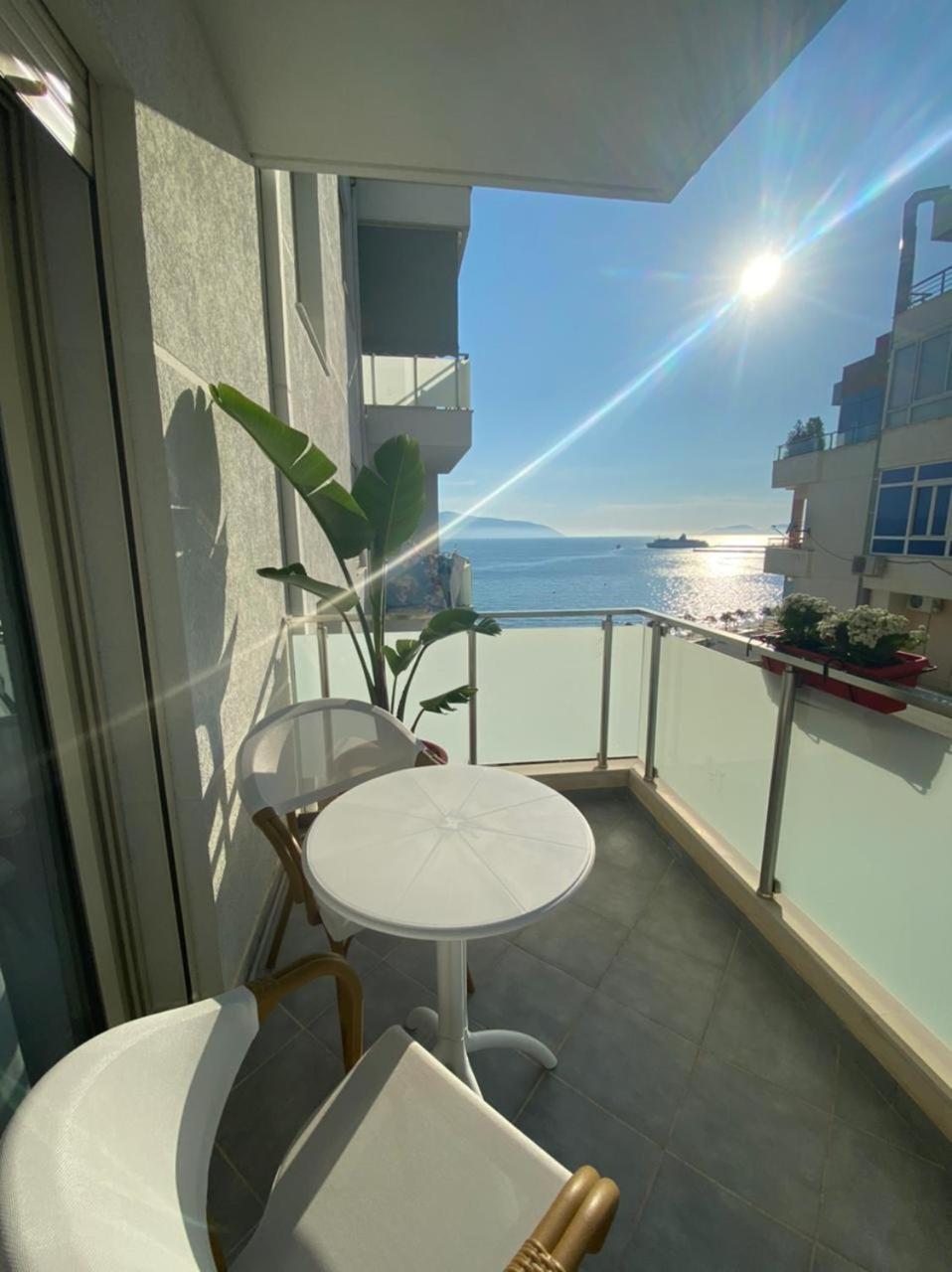شقة Luxury Seaview Vlora Flat Free Parking الغرفة الصورة