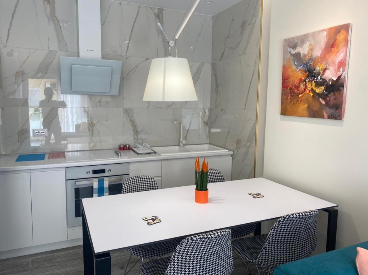شقة Luxury Seaview Vlora Flat Free Parking الغرفة الصورة