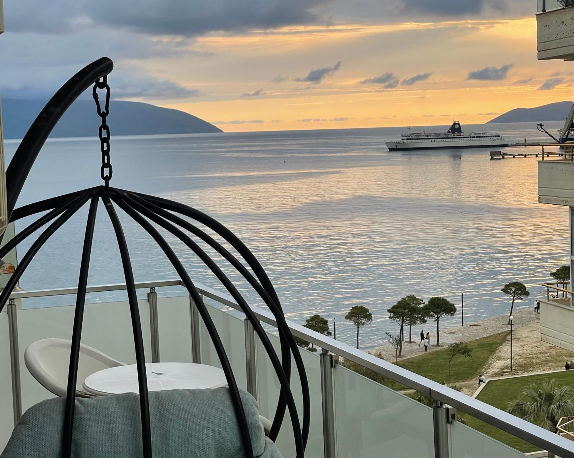 شقة Luxury Seaview Vlora Flat Free Parking المظهر الخارجي الصورة